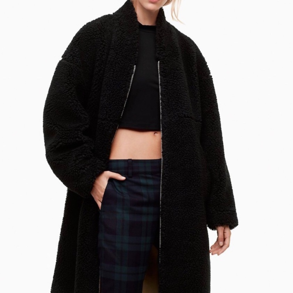 Aritzia | Golden by TNA Pellegrin Black Teddy Sherpa Jacket Trench